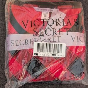Victoria's Secret Red and Black Plaid Pajama Set